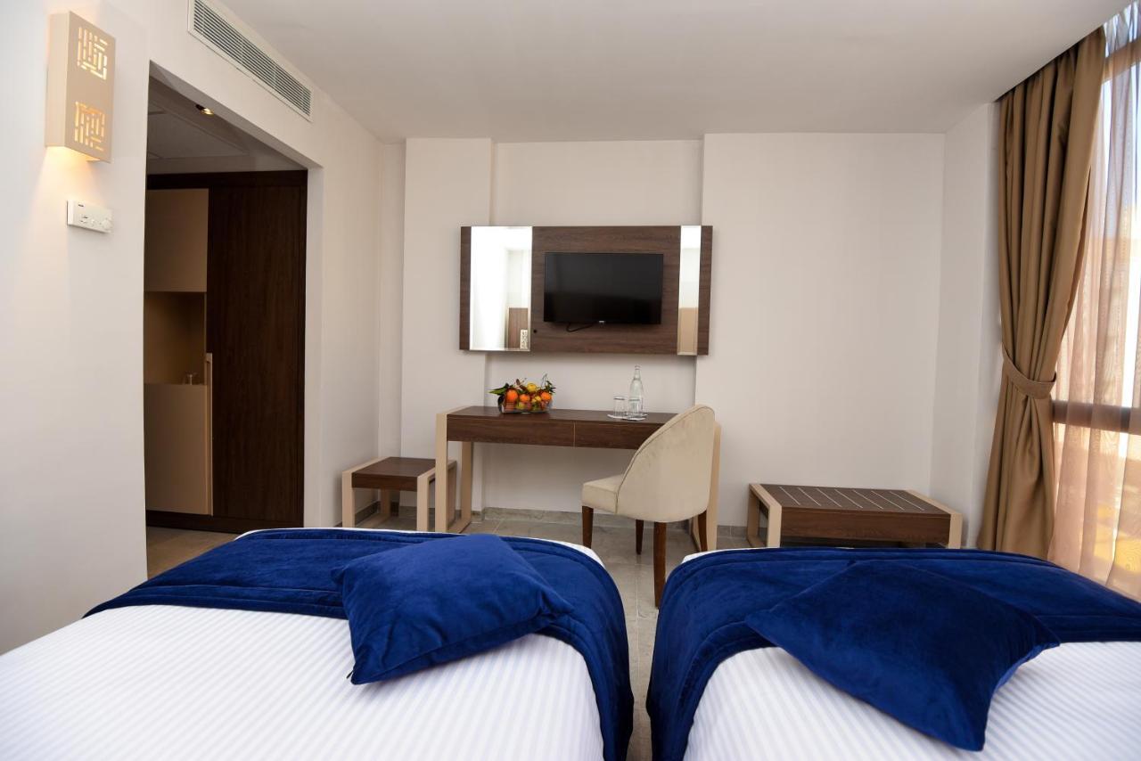 Hotel Lescure Business And Spa Megrine Екстериор снимка