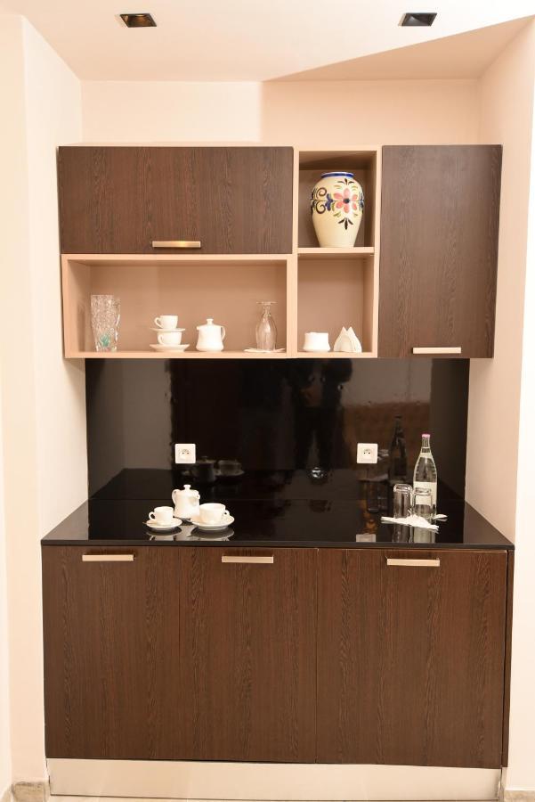 Hotel Lescure Business And Spa Megrine Екстериор снимка