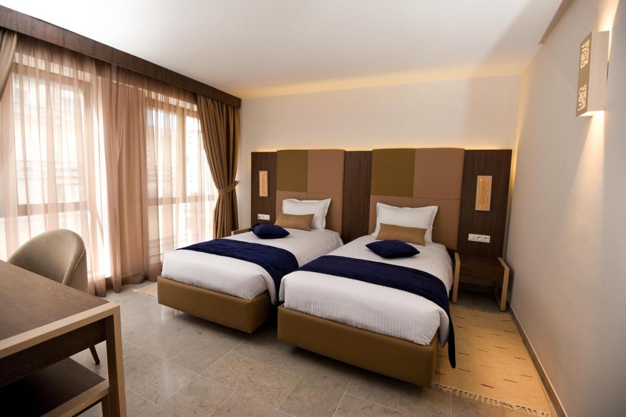 Hotel Lescure Business And Spa Megrine Екстериор снимка